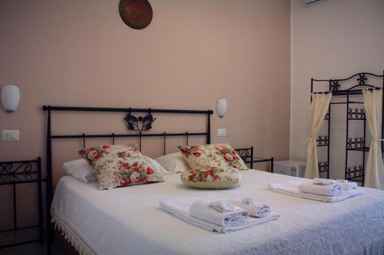 Vila Sejuda Hotel Peschici Ngoại thất bức ảnh